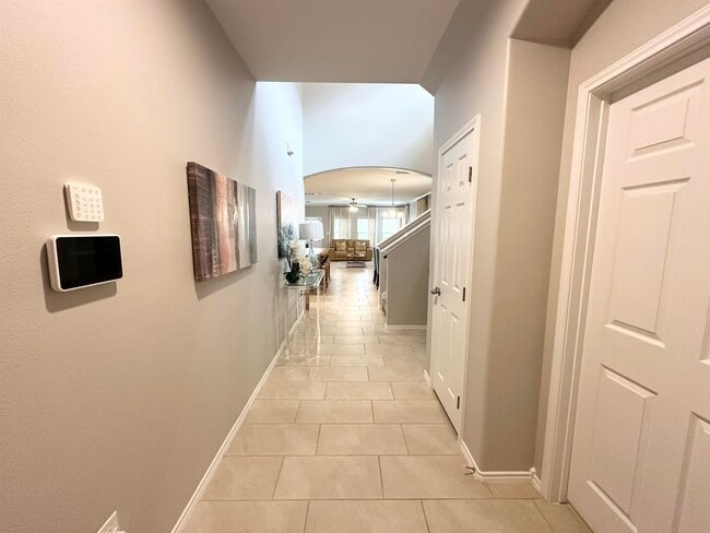 Foto del edificio - 310 Baywater Hill Ln