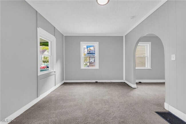 Building Photo - 3118 W 30th St