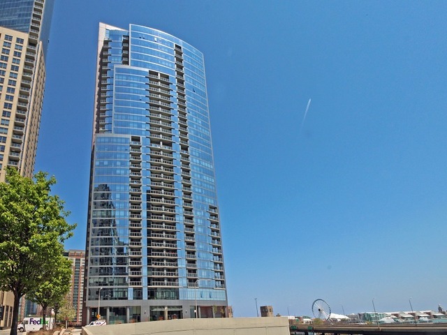 Foto del edificio - 450 E Waterside Dr