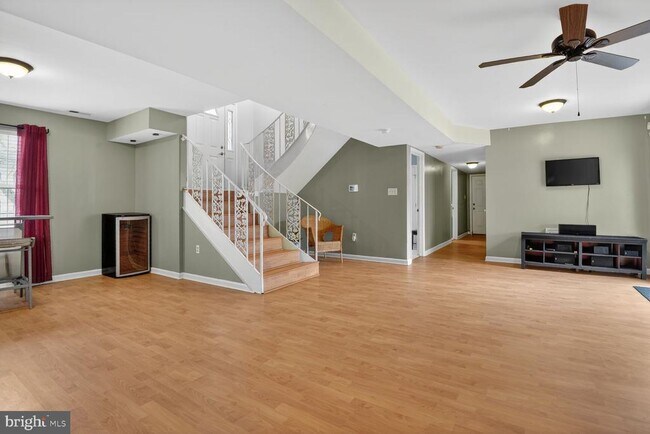 Building Photo - 3106 Kingsway Ct