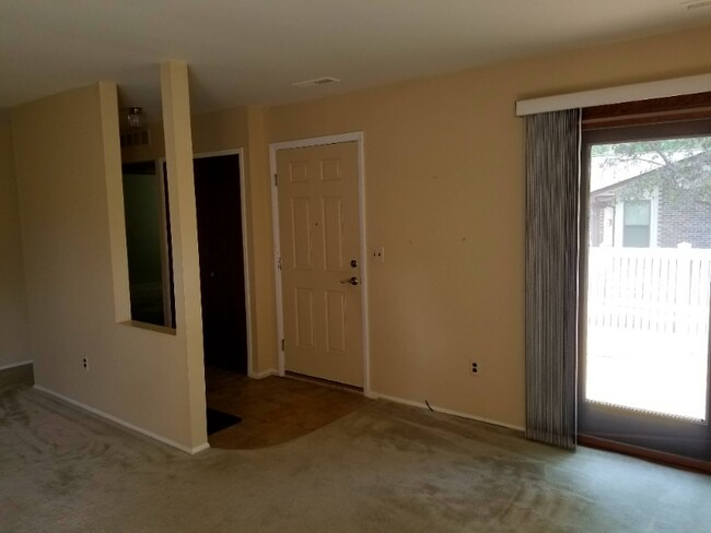 Foto del edificio - 37595 Barkridge Cir