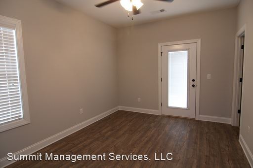 Building Photo - 3 br, 3.5 bath House - 200 Park West Loop