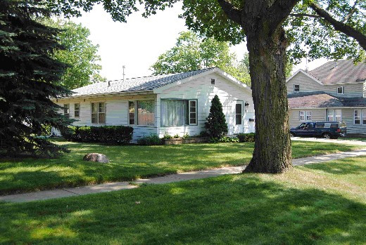 Foto principal - 210 Maple Ave