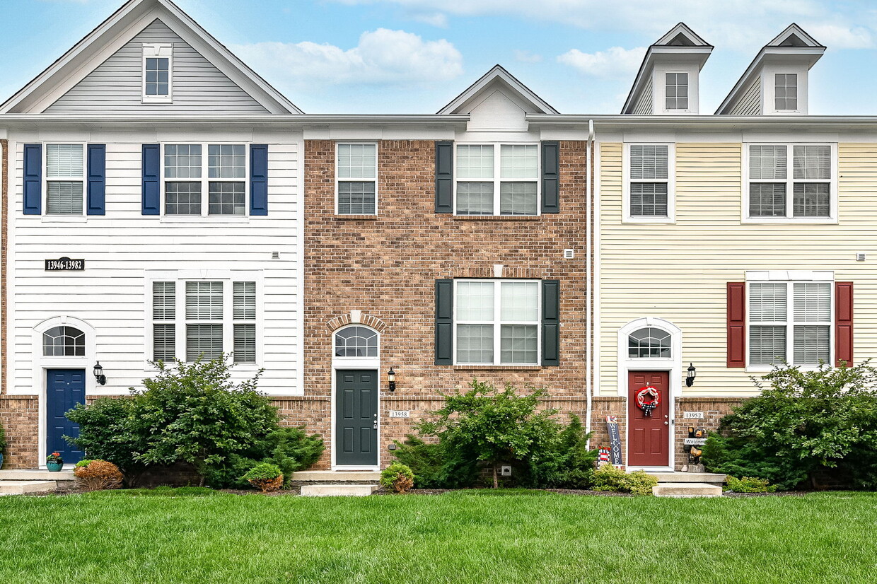 13958 Wimbleton Wy, Fishers, IN 46037 Townhome Rentals in Fishers IN
