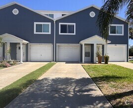 814 Hidden Harbour Dr