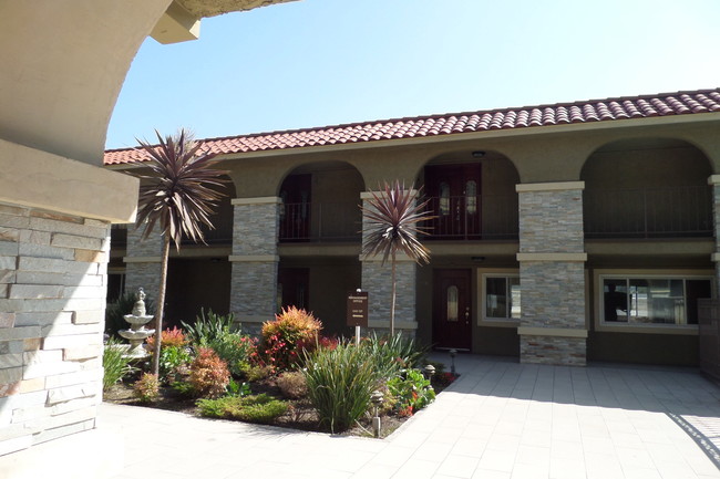 balcony - 3220 Altura Ave