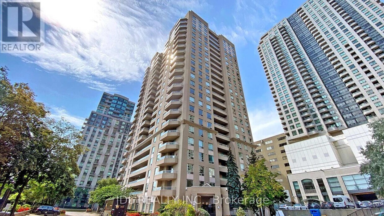 Photo principale - 2108-2118 HILLCREST Ave