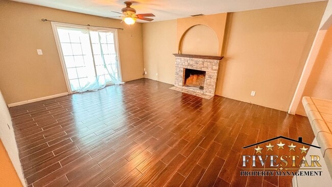 Building Photo - 3311 Camellia Dr