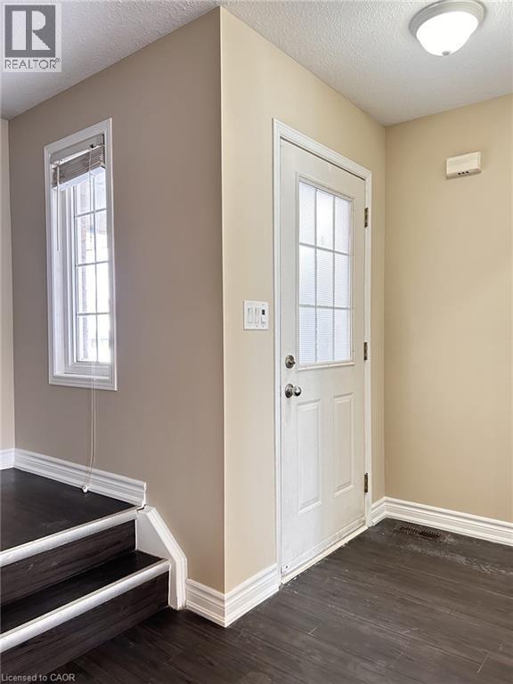 Building Photo - 154 Snowdrop Crescent