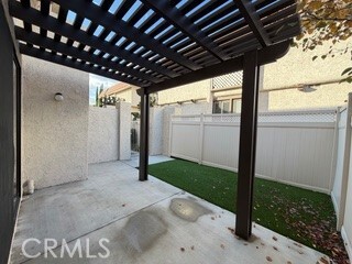 Building Photo - 848 W Huntington Dr