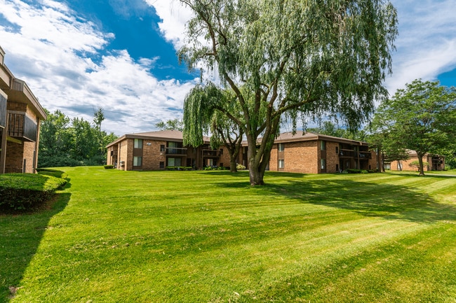 Gorgeous Apartment Community at Eastwood Village Apartments in Clinton Township, MI - Eastwood Village Apartments