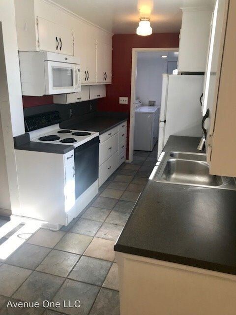 Building Photo - 2 br, 1 bath House - 7736 35th Ave SW