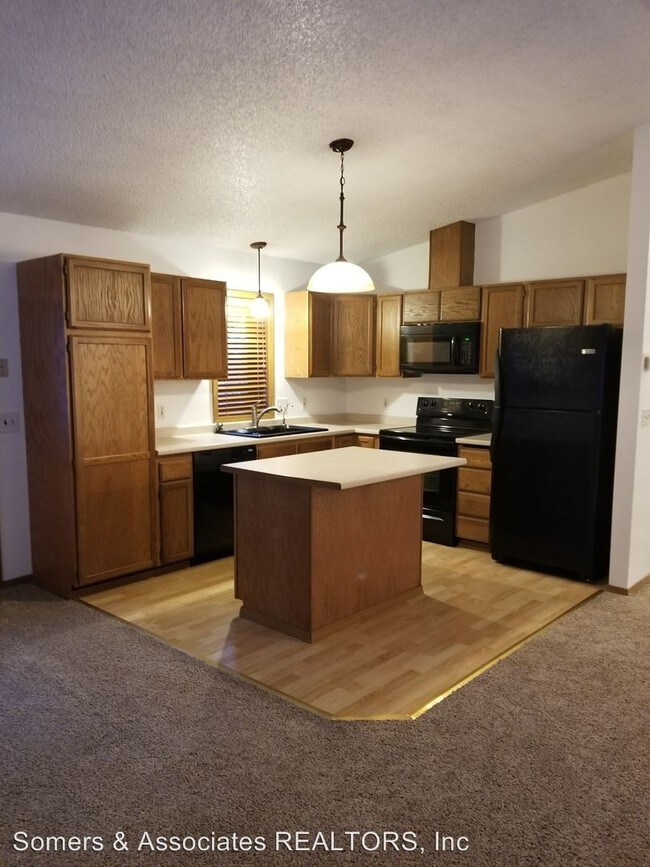 Building Photo - 3060 Timberbrook Dr