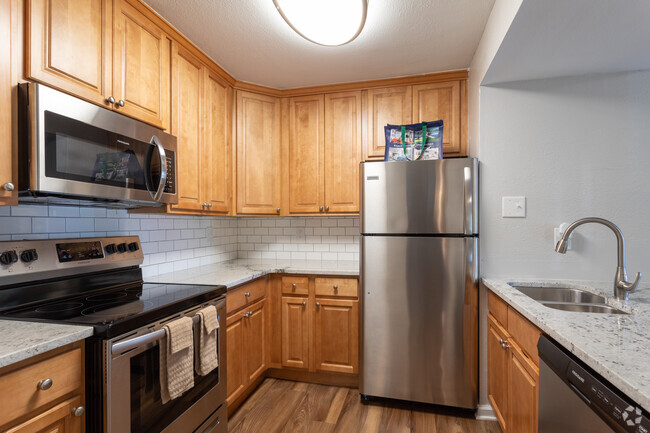 2HAB, 2BA - 1,149 ft² - Hampton Point