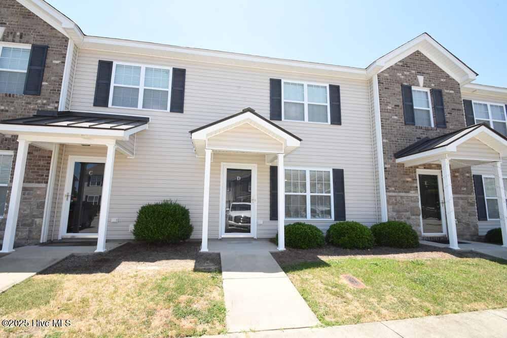 Primary Photo - 108 Chandler Dr