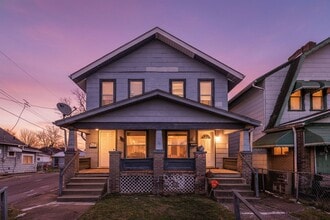 Building Photo - 498-500-500 N Champion Ave