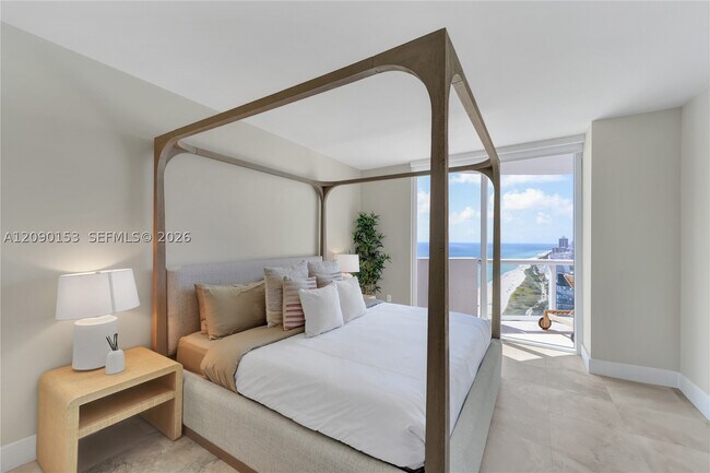 Foto del edificio - 6365 Collins Ave