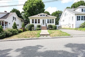 Building Photo - 87 Cabot Ave
