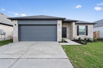 Building Photo - 315 Diamondleaf Dr