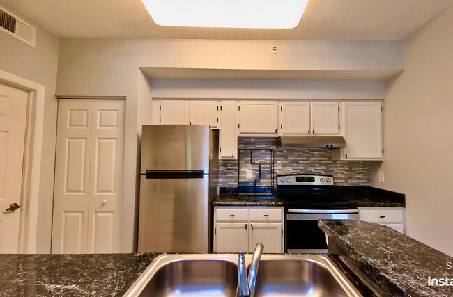 Foto del edificio - 4710 Saint Croix Ln
