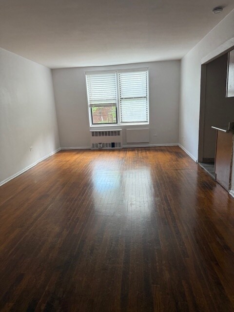 Foto principal - 8804 Fort Hamilton Pky