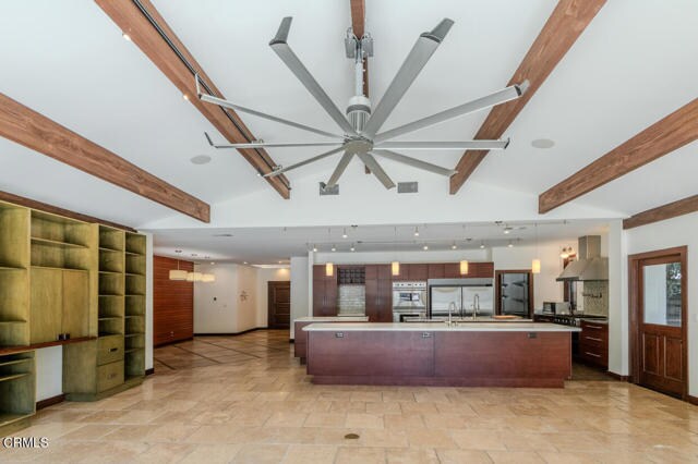 Building Photo - 4819 Oakwood Ave