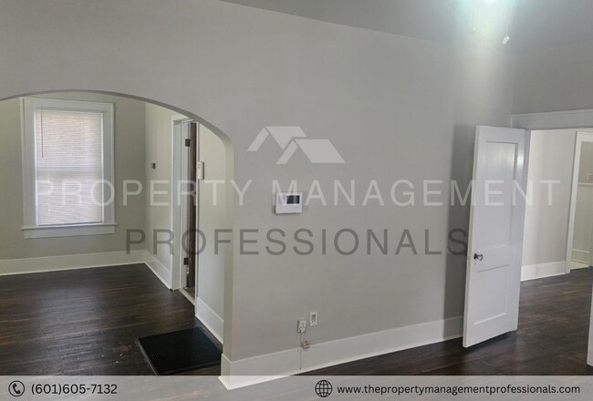 Foto del edificio - 2308 St. Charles-