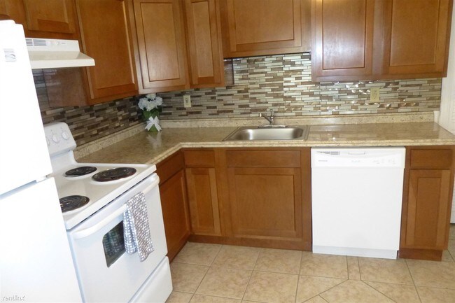 Foto del edificio - 1666 Relative Dr