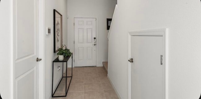Building Photo - 15117 Cuzcorro Ct