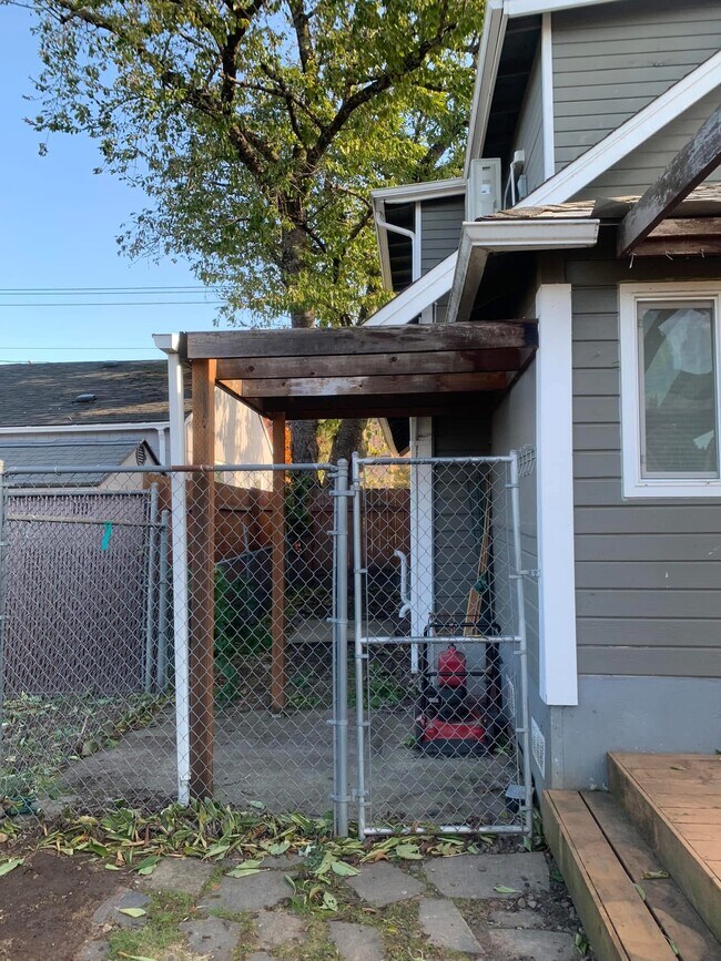 Foto del edificio - 7225 SE 60th Ave