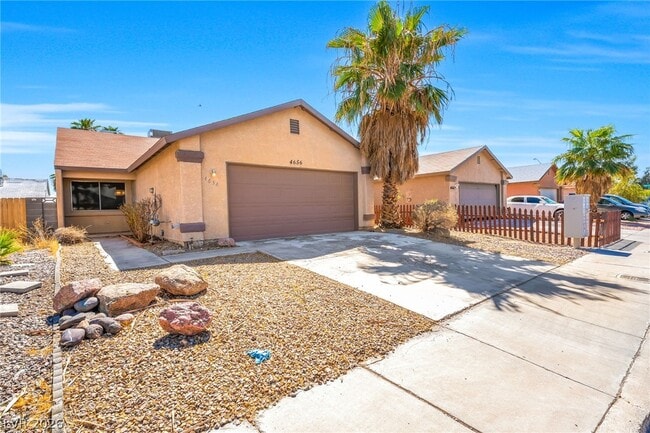 Building Photo - 4656 Bumblebee Cir