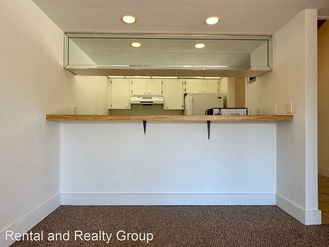 Building Photo - 2 br, 2 bath House - 176 Palm View Court
