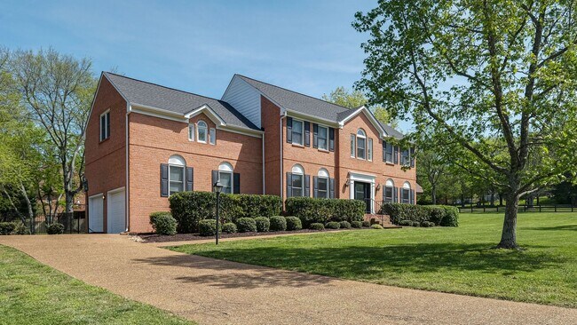 Building Photo - Modern Remodeled 4 Bedroom Rental Home in Brentwood