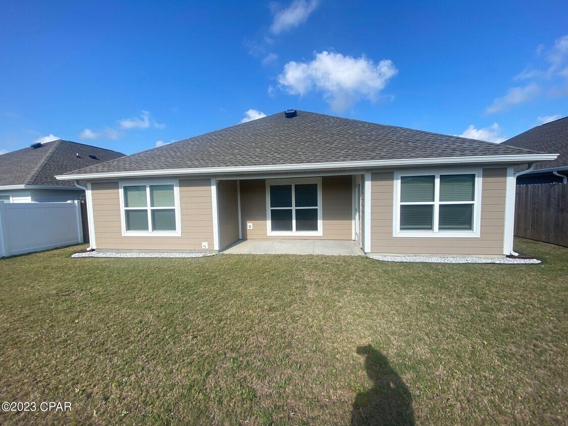 235 Morning Crk Wy, Callaway, FL 32404 House for Rent in Callaway, FL