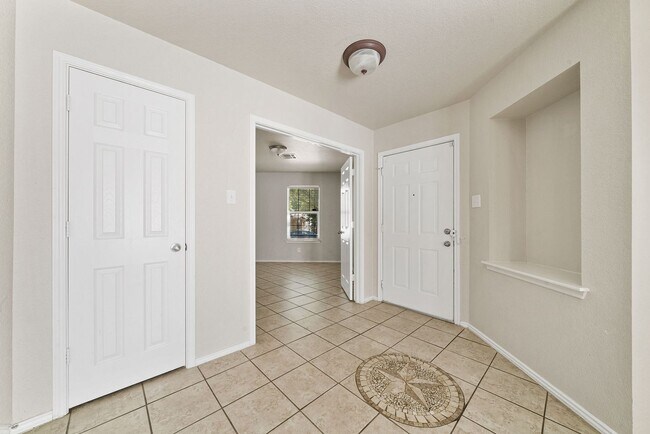 Foto del edificio - 3 Bedroom/2 Bath Shadow Mist Subdivision