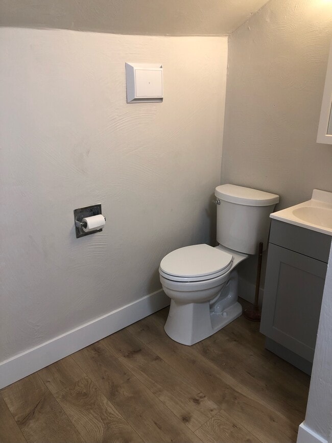 Building Photo - 500 S Mathilda St