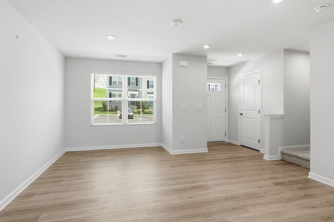 Building Photo - New Build Townhome