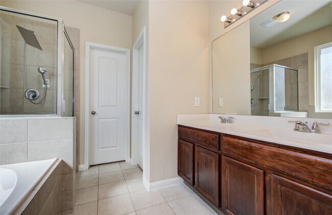 Building Photo - 24931 Puccini Pl