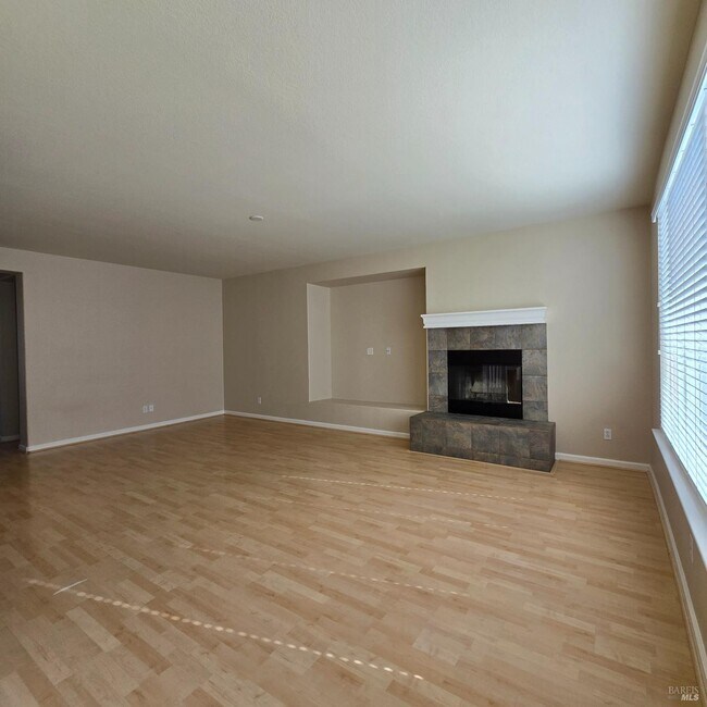 Foto del edificio - 1311 Valley Glen Dr