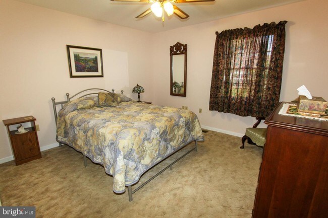 Foto del edificio - 555 Cattail Run Rd
