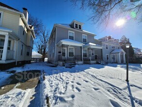 Building Photo - 1628 S 5th St