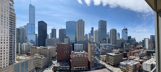 Building Photo - 600 N Dearborn St