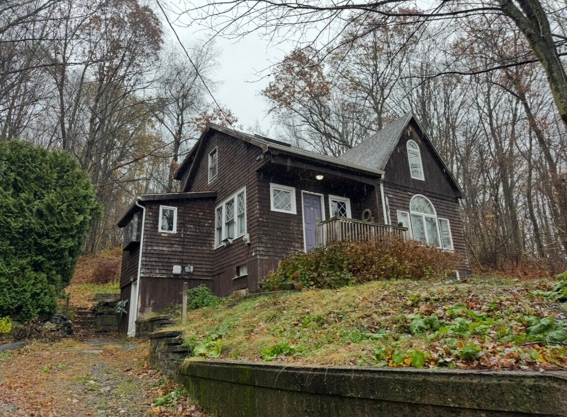 Foto principal - 13 Wawecus Hill Rd