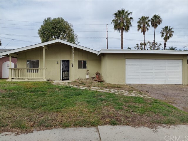 Primary Photo - 9631 Albacore Dr