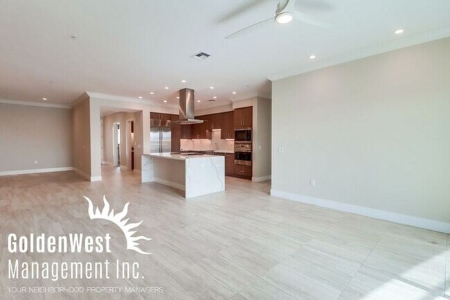 Foto del edificio - Luxury 2Bdm 2.5Ba Condo in the Heart of Po...