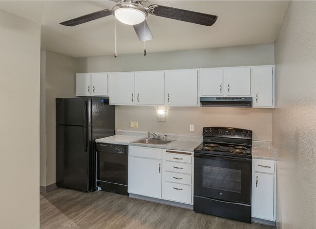 Interior Photo - Mason Manor Apartments