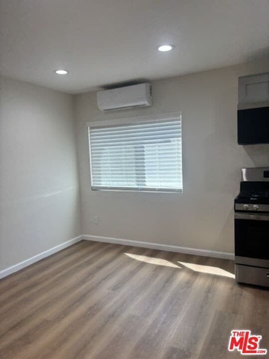 Foto del edificio - 845 N Hagar St