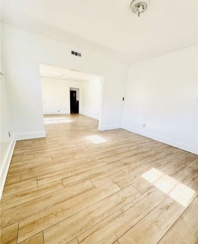 Building Photo - 236 Davey St