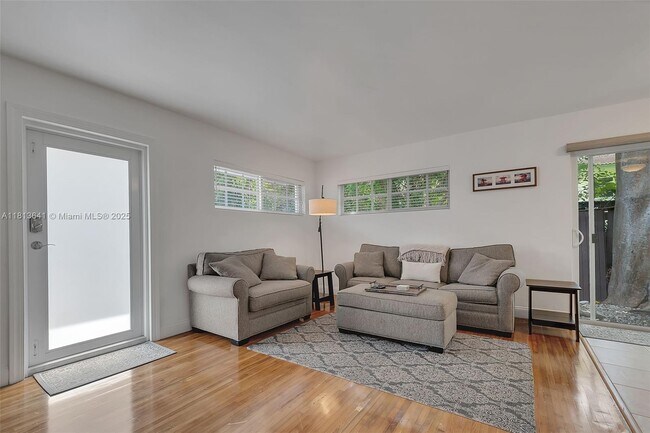 Foto del edificio - 3100 Blaine St