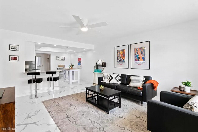 Building Photo - 2 br, 2 bath House - 10725 Wilson St Apt 2
